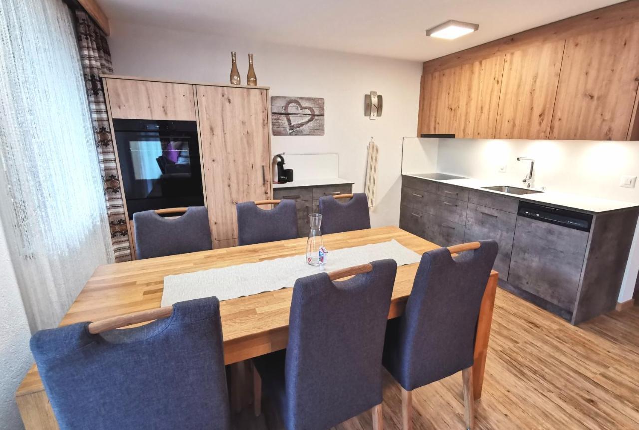 Ferienhaus Adonis Saas-Grund Bagian luar foto