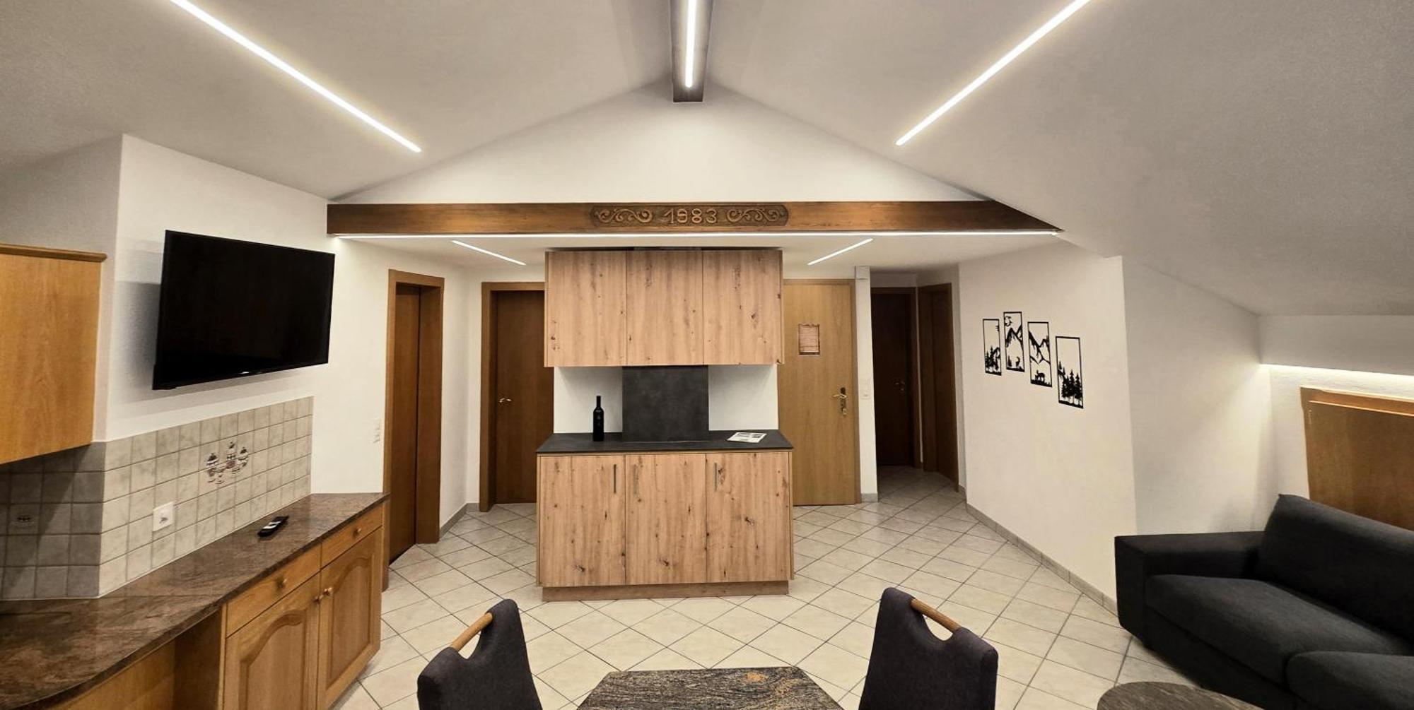 Ferienhaus Adonis Saas-Grund Bagian luar foto