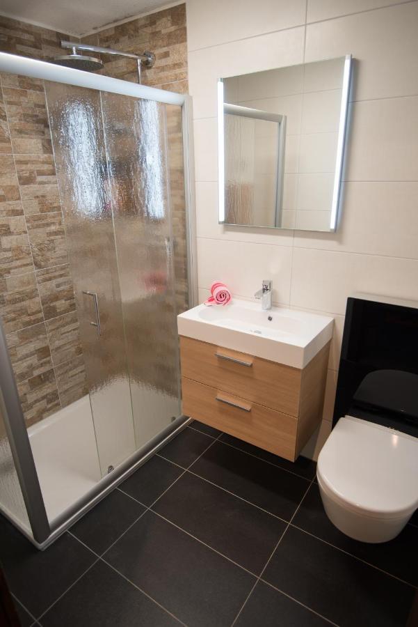 Ferienhaus Adonis Saas-Grund Bagian luar foto